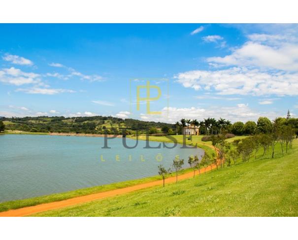 Foto de Bragança Paulista (SP) Lote de 3.246,65 m2 no Condomínio Quinta da Baronesa II