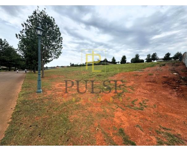 Foto de Bragança Paulista (SP) Lote de 3.246,65 m2 no Condomínio Quinta da Baronesa II