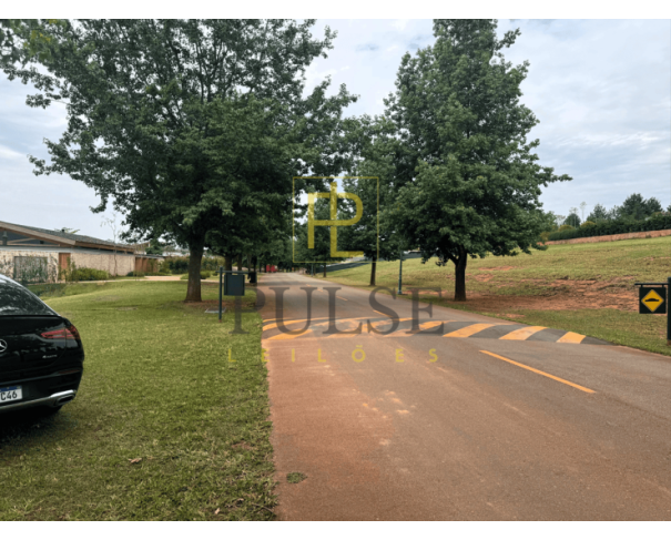 Foto de Bragança Paulista (SP) Lote de 3.246,65 m2 no Condomínio Quinta da Baronesa II