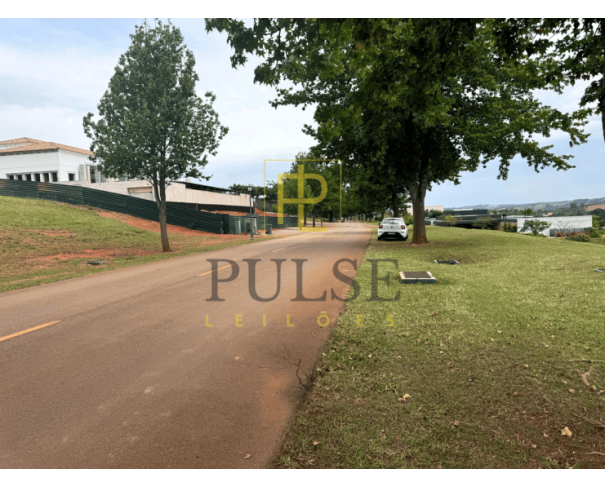 Foto de Bragança Paulista (SP) Lote de 3.246,65 m2 no Condomínio Quinta da Baronesa II