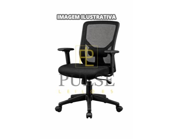 Foto de 1 (uma) cadeira de escritório giratória